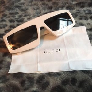 LAST DROP Auth. Gucci Shades